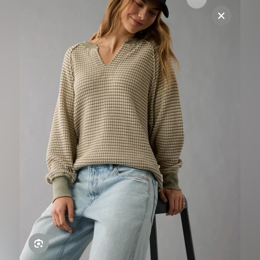 American Eagle Big Hug Waffle Notch Neck